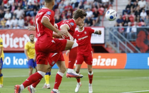 Spectacol în Europa: 0-2 la pauză, apoi remontada!