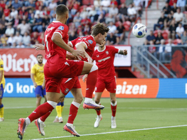 Spectacol în Europa: 0-2 la pauză, apoi remontada!