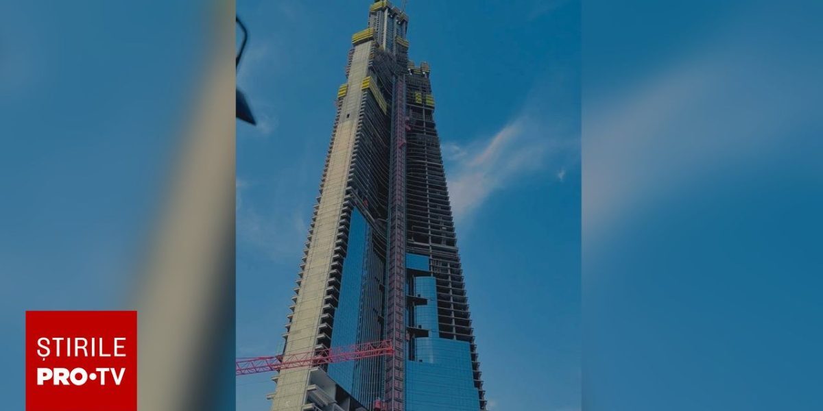 Primul zgârie-nori de 1.000 de metri se ridică, record mondial