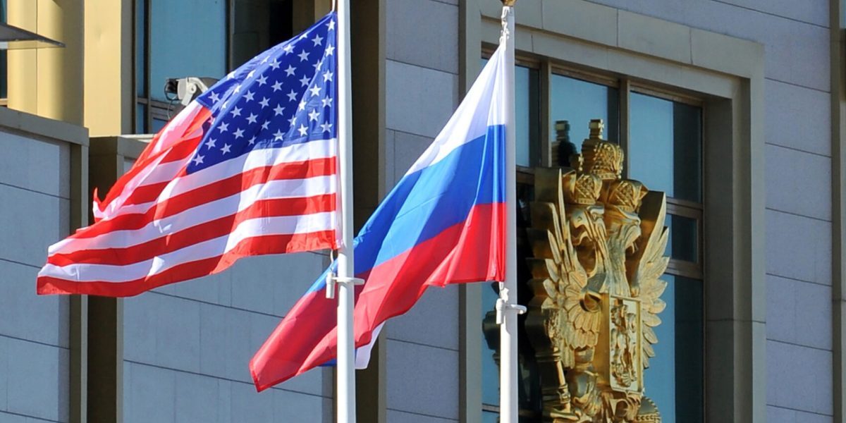 Rusia: Deschide ușa negocierilor, așteaptă semnale de la SUA