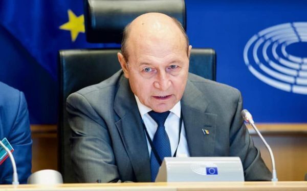 Băsescu, despre PNRR: România, fără creștere, arată neputință administrativă