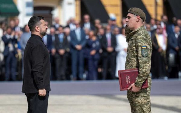Ucraina: Zelenski, pe front. Ce a anunțat liderul