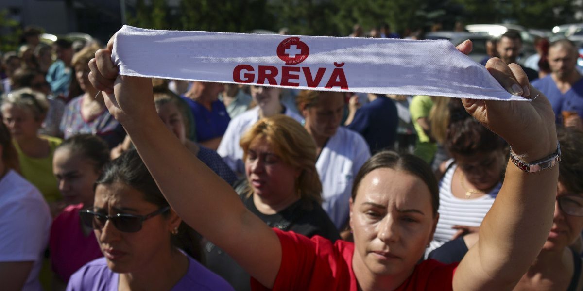Sănătate în Fierbere: Grevă pe Salarii, Guvernul Promite, Pîslaru Refuză Tăieri