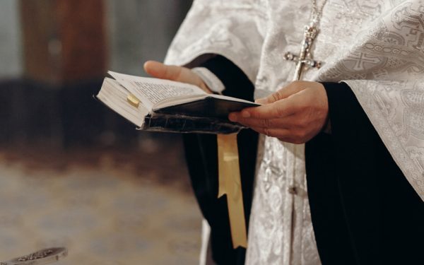 26 august: Doi sfinți cinstiți, cui îi urăm „La mulți ani”