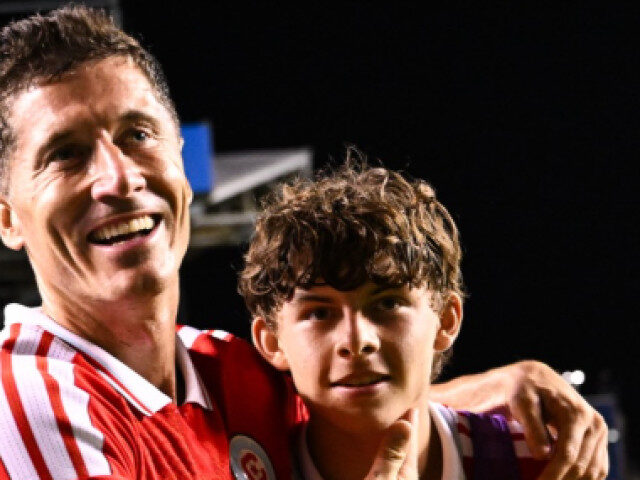 Român, pe teren cu Lewandowski, istorie în SUA
