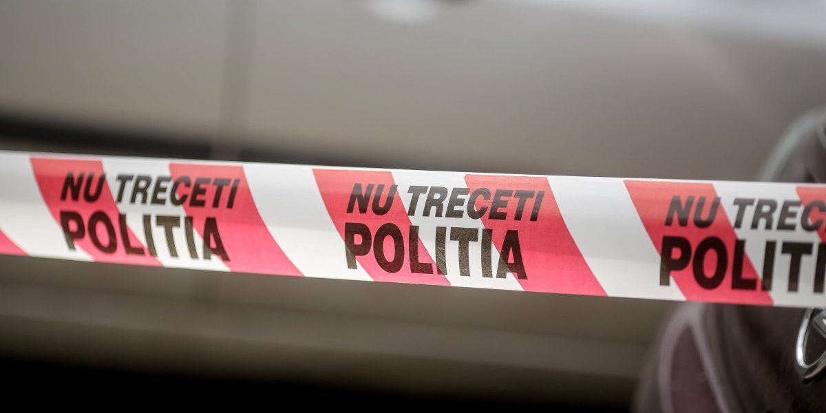 Surpare șosea pe Eroilor, București. Trafic blocat