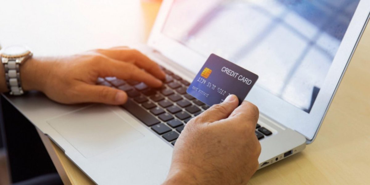 Salariații unei bănci mari intră în grevă. Cer condiții mai bune