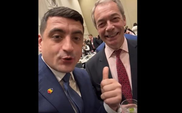 Farage, umilit în campanie. Cum a ajuns „amicul” lui Simion la un pas de ridicol