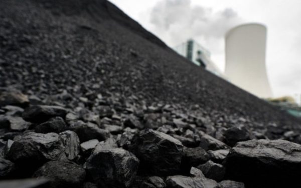 CCR primește legea decarbonizării energetice de la Președinte
