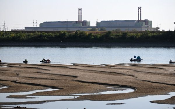 Magyar, optimism din criză: Paks, centrala nucleară, atentă la Dunăre