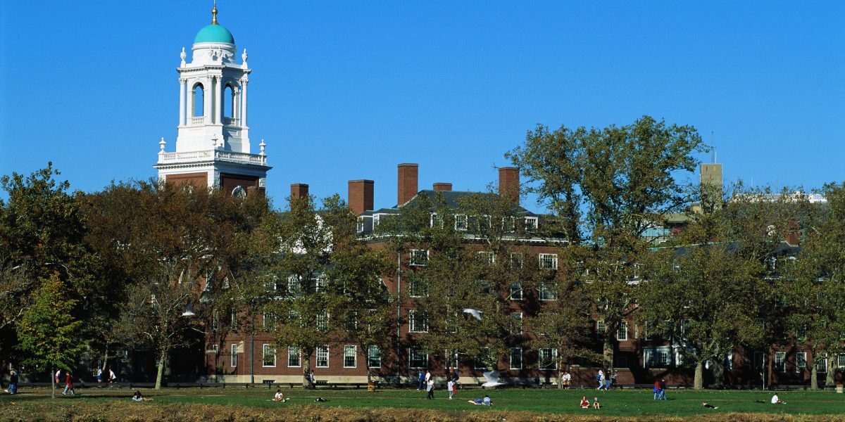 Trump, învins în justiție: Harvard scapă de acuzațiile admin. privind protestele