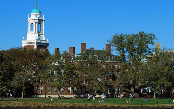 Trump, învins în justiție: Harvard scapă de acuzațiile admin. privind protestele