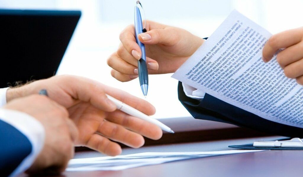 România, sub PINALĂ: TVA, salarii și pensii legate de creditul BM