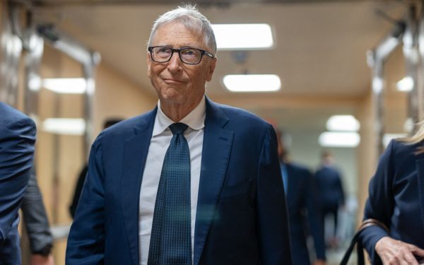 Gates, alarmat: Tehnologia riscă prea mult cu AI-ul