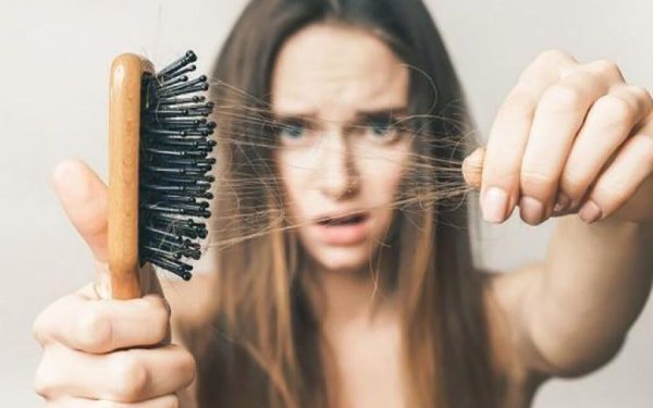 7 semne că-ți lipsește proteina: păr, mușchi și imunitate afectate