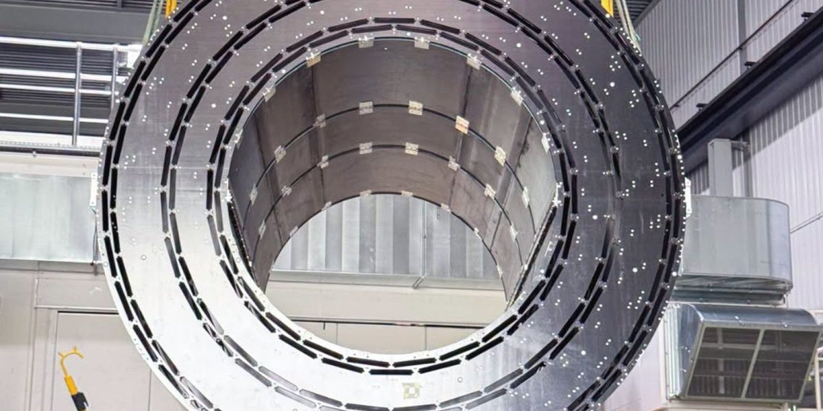 CERN: Piesă crucială pentru viitorul LHC, la Geneva