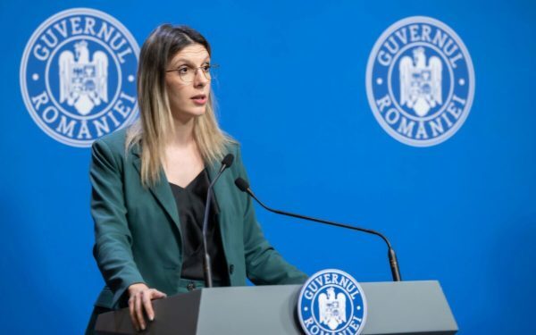 Prosumatorii cer consultări pentru „Casa Verde Baterii”. APCE: risc prețuri umflate