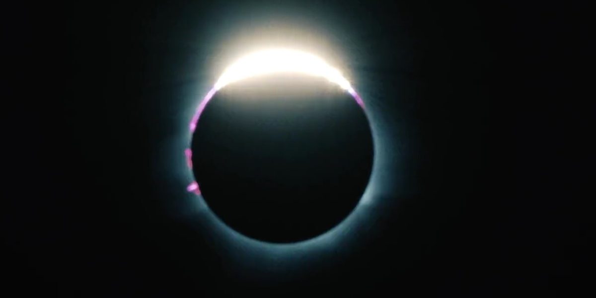 Eclipsa de Soare: Carei, scena principală în România