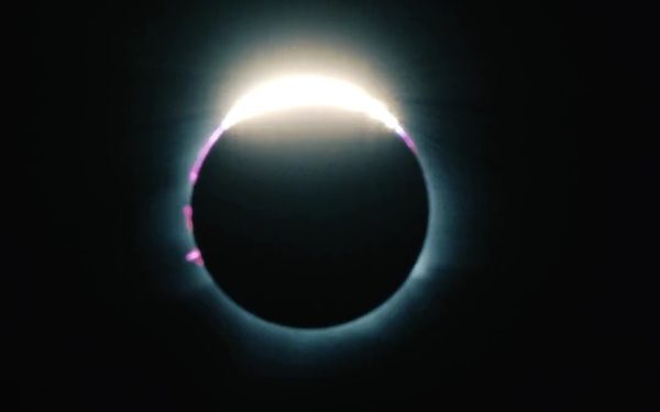 Eclipsa de Soare: Carei, scena principală în România