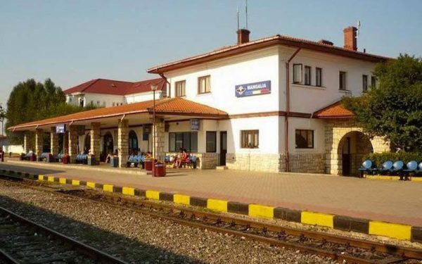 Tânără lovită de tren în gara Mangalia. Căștile, posibil fatale
