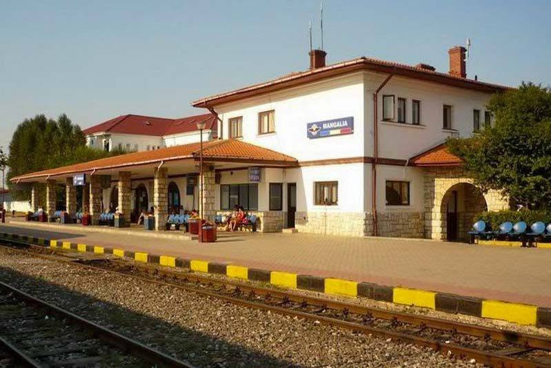 Tânără lovită de tren în gara Mangalia. Căștile, posibil fatale