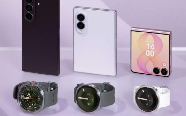 Samsung Fold8 și frații săi au debutat. Generația a 8-a