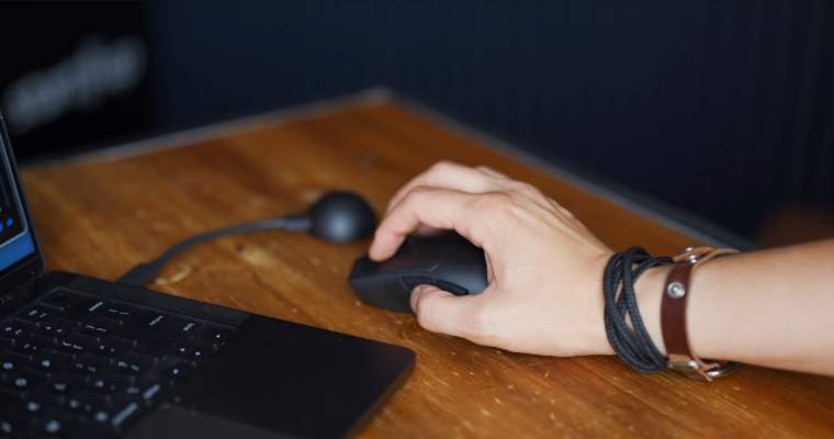 Razer Viper V4 Pro: Prea ușor, strică gustul pentru alți șoareci