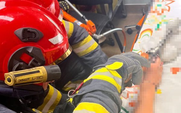 Femeie la spital după neatenție în bucătărie. Greșeli grave la gătit