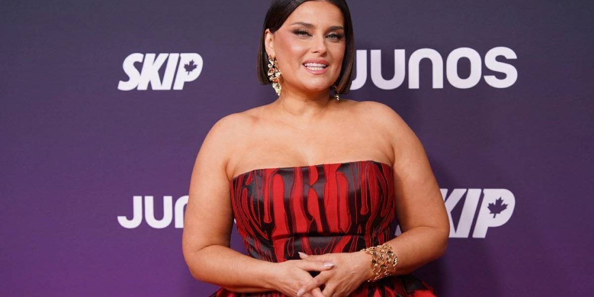 Nelly Furtado, criticată pentru kilograme. De ce femeile sunt mereu judecate