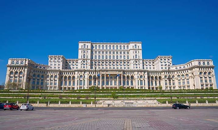 București la coada listei: cele mai ieftine city-breakuri europene