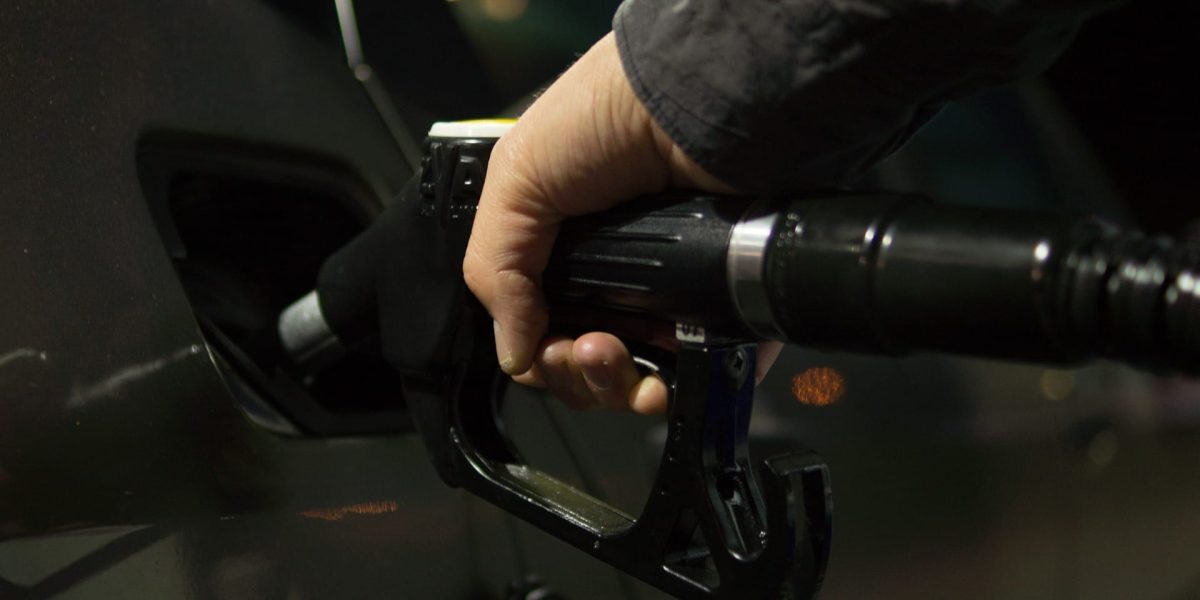 Motorina mai ieftină: Acciză redusă la 16-31 august