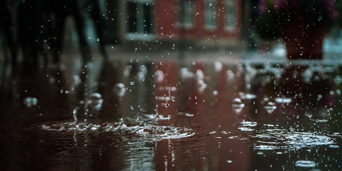 Bucureștiul sub asalt: caniculă, apoi vijelii și ploi torențiale
