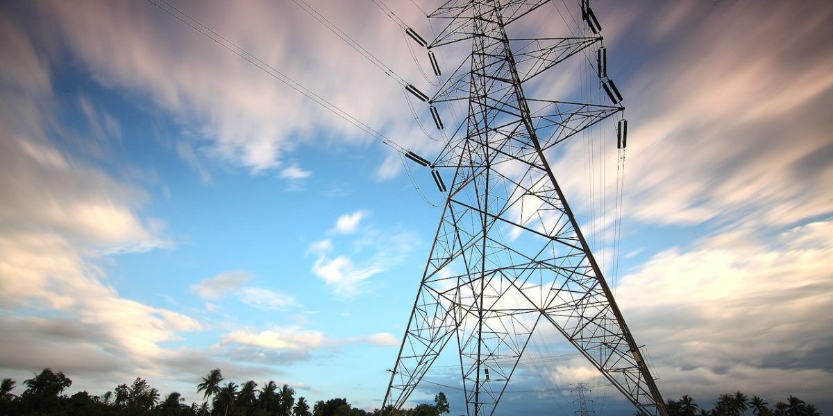 Bolojan: Consum energie seară scăzut cu 300 MW