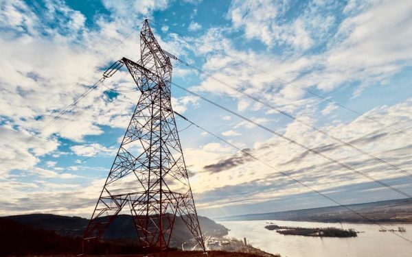 Guvernul limitează exporturile de energie. Transelectrica, pârghia crizei