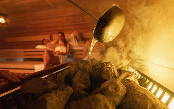 Sauna în caniculă: Antrenament pentru corp sau risc?