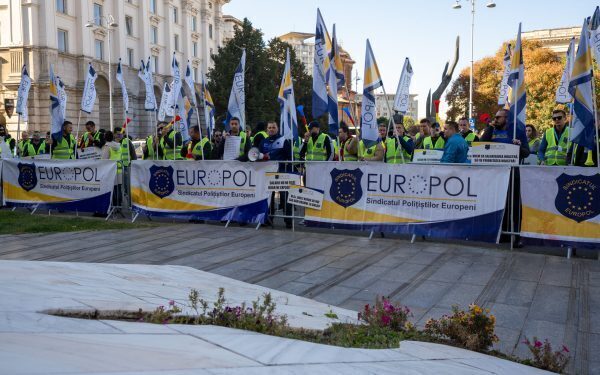 Europol ironizează Poliția Capitalei: Succes digital sau birocrație?