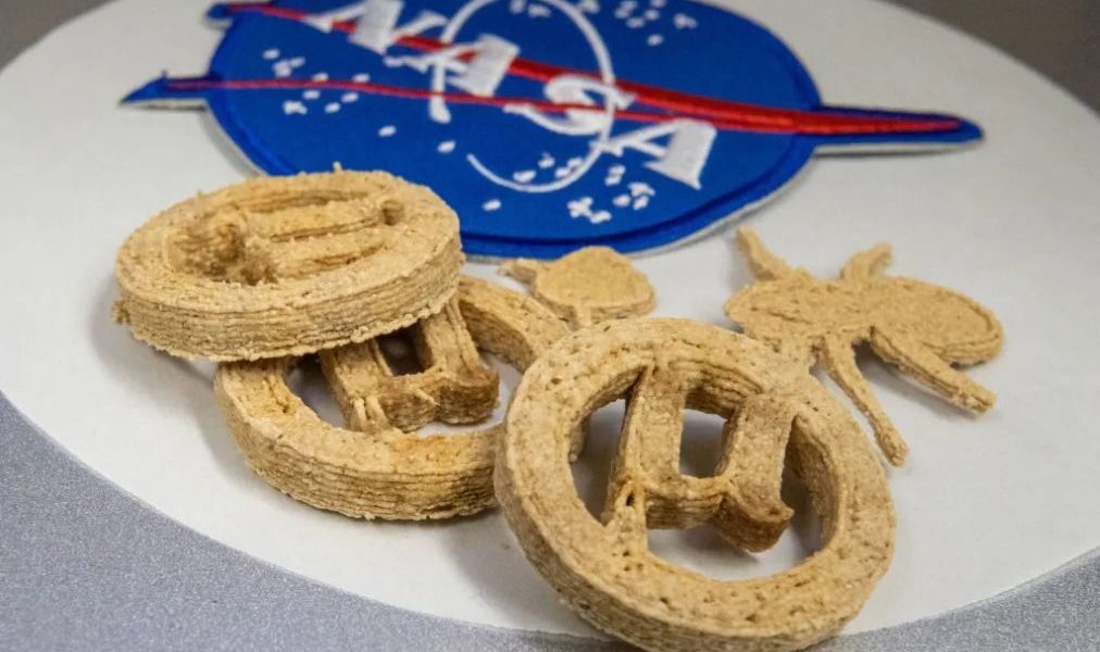 Biscuiți din plastic reciclat? Români pun pe masă revoluția alimentară