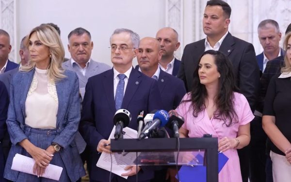 PNL-USR: Pact politic pentru reforme