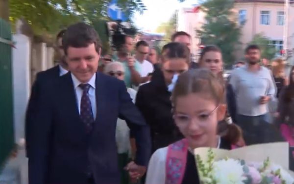 Nicuşor Dan, despre educație: Nu-i vorba doar de note și examene