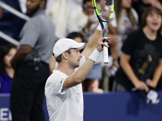 US Open: 5 ore, revenire uluitoare și calificare în sferturi