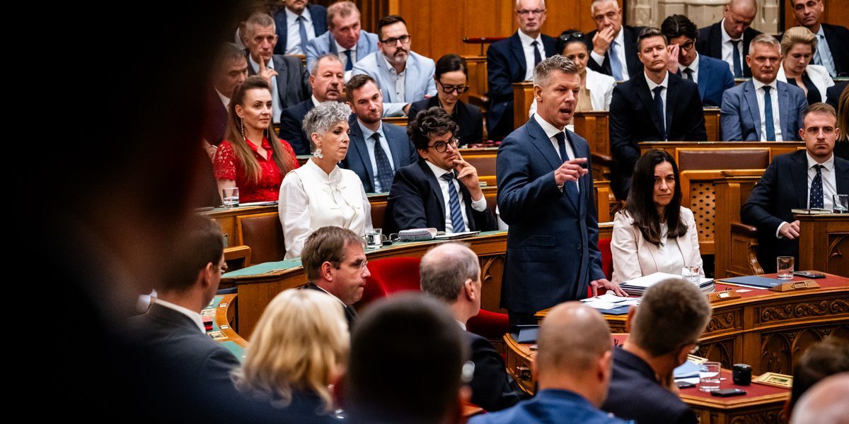 Magyar Peter, vorbele sale aprind Parlamentul: Dezbateri cruciale!