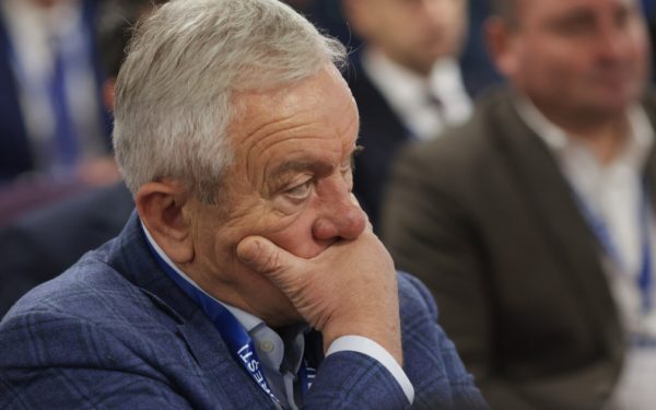 Toma: Nicușor Dan prelungește boala, anticipatele sunt inevitabile