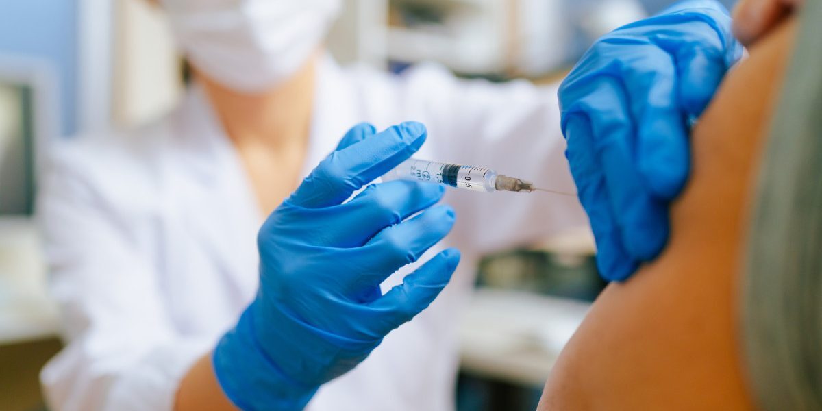 Gratis vaccin antigripal 2026: cine, când și de ce contează