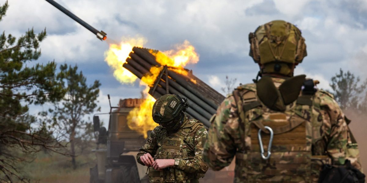 Rusia, lovită: peste 10.000 de morți săptămânal, eșec militar