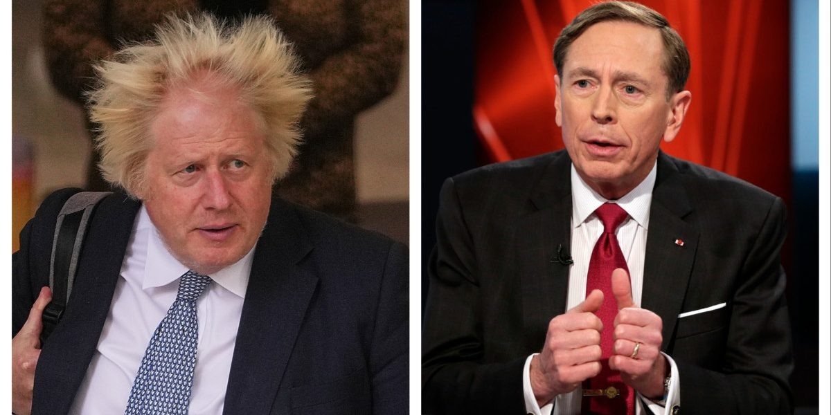 Johnson, la un pas de atac rușesc în Ucraina. Și ex-șef CIA, în zonă