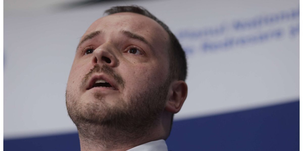 PSD îl atacă pe Mureșan: „Tăieri și constrângeri” în programul de guvernare