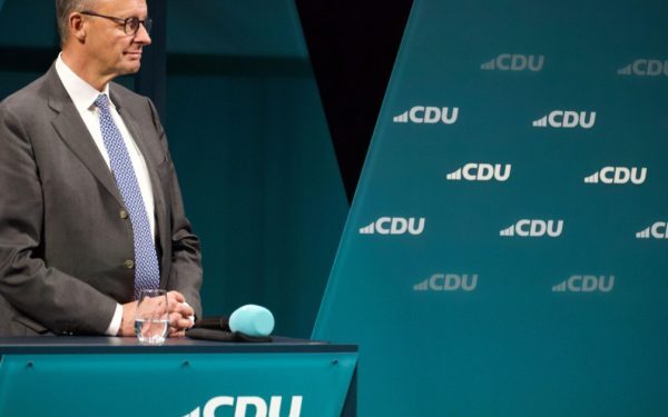 Merz pierde teren. Alternativa lui Scholz: Kanzlertausch?