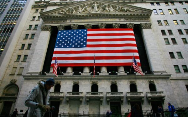 SUA se împrumută scump: Investitorii, în alertă maximă