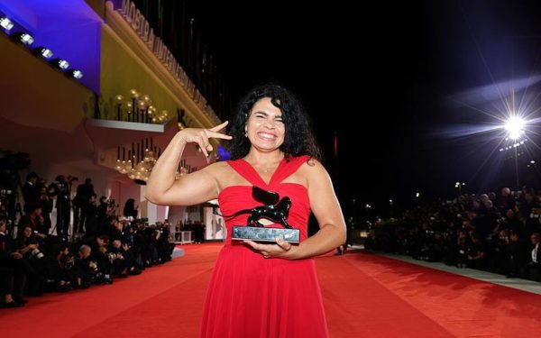 ALINA ȘERBAN, PREMIU LA VENEZIA