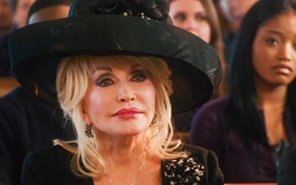 Lupta pentru averea lui Dolly Parton, izbucnită după moartea sa